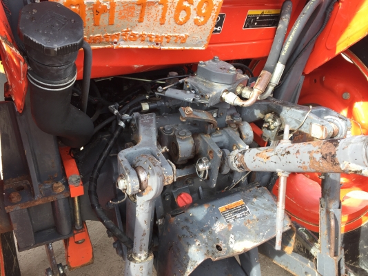 ขายรถไถคูโบต้ารุ่น 7040 ปี 53 ขายรถไถคูโบต้ารุ่น 7040 ปี 53