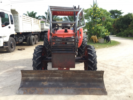 ขายรถไถคูโบต้ารุ่น 7040 ปี 53 ขายรถไถคูโบต้ารุ่น 7040 ปี 53