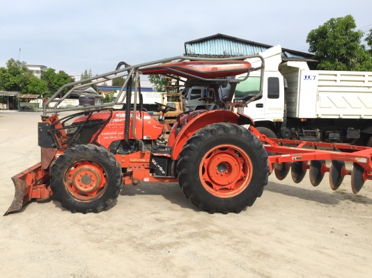 ขายรถไถคูโบต้ารุ่น 7040 ปี 53 ขายรถไถคูโบต้ารุ่น 7040 ปี 53