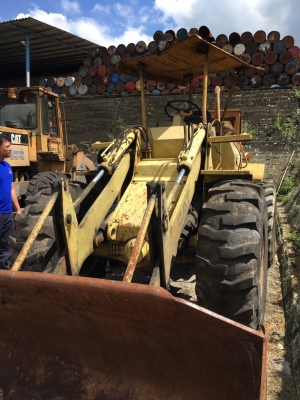 รถตักล้อยาง CAT910 เครื่อง 45V ยางแท้ใหม่ทั้ง 4 เส้น