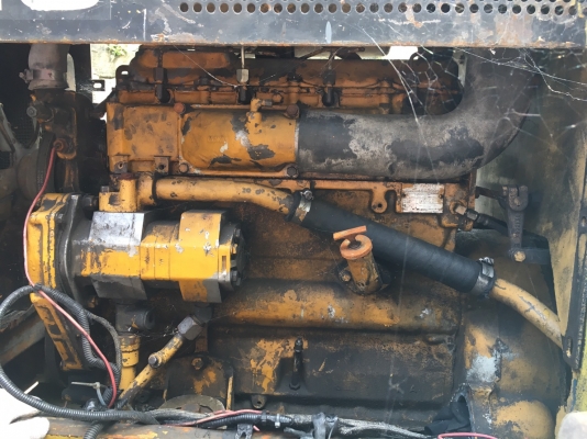 รถตักล้อยาง CAT910 เครื่อง 45V ยางแท้ใหม่ทั้ง 4 เส้น รถตักล้อยาง CAT910 เครื่อง 45V ยางแท้ใหม่ทั้ง 4 เส้น