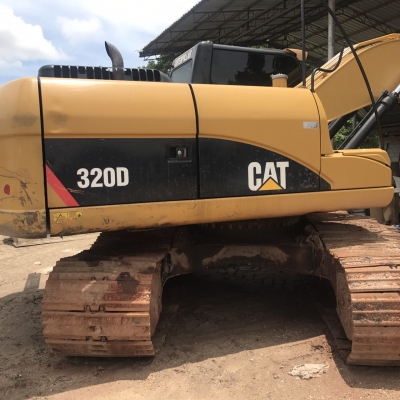 ขายด่วน CAT 320D รถสภาพพร้อมใช้งาน เครื่องปั้มดี โซ่ช่วงล่างพร้อมใช้ เอวแน่น เฟรมสวย เอกสารใบแจ้งหน่าย สนใจสอบถาม 093-0764943  088-3223272 K ตั้ม