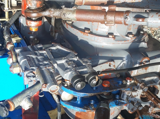 รถไถFORD7810s สองเพลา 6สูบ รถไถFORD7810s สองเพลา 6สูบ