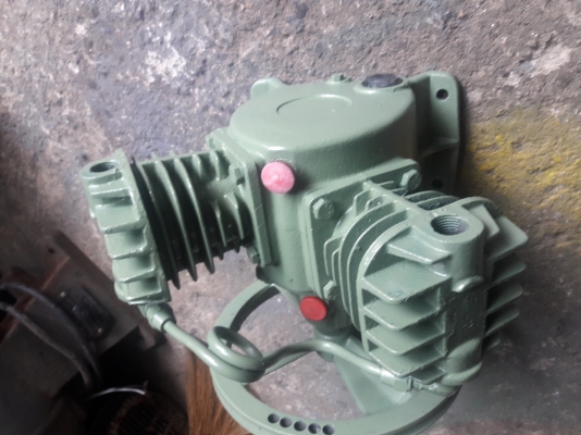 ขาย !! หัวปั้มลม1/2แรง2สูบ พร้อมใช้งาน