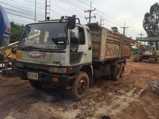 ขาย 695,000 สิบล้อดั้ม HINO. FM1M. 2 เพลา สโลว์กลาง เครื่องEM100-220 ดี คัชชีสวย เอกสารเล่มทะเบียน  รถอยู่ จ.นครพนม โทร 090-772-3710,090-772-3708