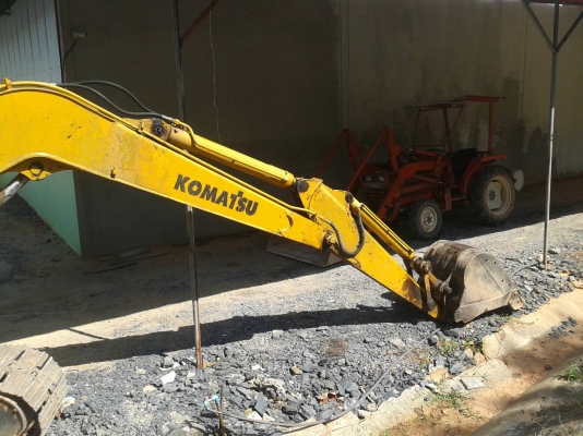 รถแบคโฮ KOMATSU รถแบคโฮ KOMATSU