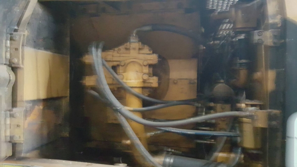 ขาย แบคโฮ CAT 320 Version 2 เอกสารเล่มทะเบียนครบ เครื่องเดิม ปั้มดี ช่วงล่างเต็ม ไฟฟ้าครบ รถพร้อมใช้งาน ราคาคุยกันได้ ขาย แบคโฮ CAT 320 Version 2 เอกสารเล่มทะเบียนครบ เครื่องเดิม ปั้มดี ช่วงล่างเต็ม ไฟฟ้าครบ รถพร้อมใช้งาน ราคาคุยกันได้