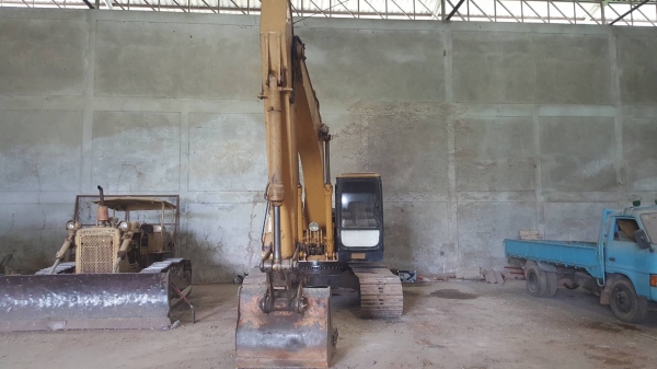 ขาย แบคโฮ CAT 320 Version 2 เอกสารเล่มทะเบียนครบ เครื่องเดิม ปั้มดี ช่วงล่างเต็ม ไฟฟ้าครบ รถพร้อมใช้งาน ราคาคุยกันได้ ขาย แบคโฮ CAT 320 Version 2 เอกสารเล่มทะเบียนครบ เครื่องเดิม ปั้มดี ช่วงล่างเต็ม ไฟฟ้าครบ รถพร้อมใช้งาน ราคาคุยกันได้