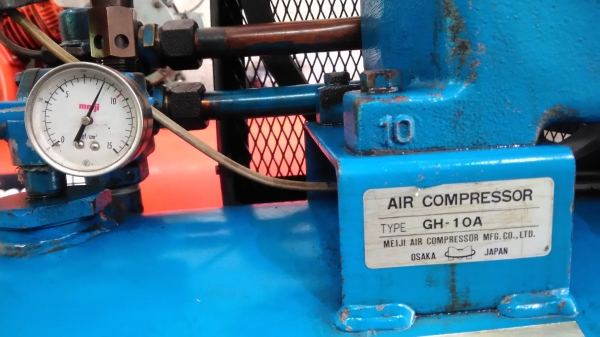 ปั๊มลมมือสองเดิมๆญี่ปุ่น Meiji 10แรง ถัง 244ลิตร ทดสอบเรียบร้อบครับ