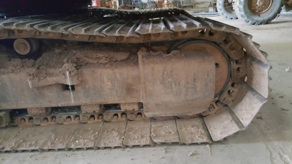 ขาย แบคโฮ CAT 320 Version 2 เอกสารเล่มทะเบียนครบ เครื่องเดิม ปั้มดี ช่วงล่างเต็ม ไฟฟ้าครบ รถพร้อมใช้งาน ราคาคุยกันได้