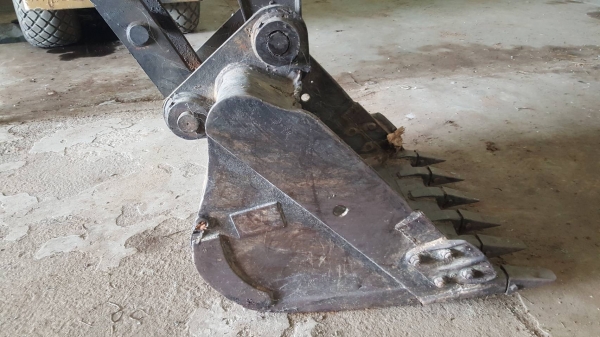 ขาย แบคโฮ CAT 320 Version 2 เอกสารเล่มทะเบียนครบ เครื่องเดิม ปั้มดี ช่วงล่างเต็ม ไฟฟ้าครบ รถพร้อมใช้งาน ราคาคุยกันได้