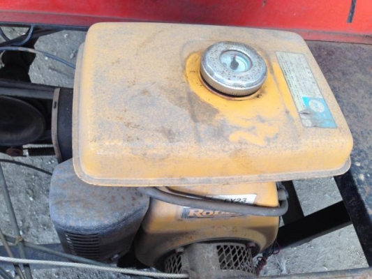 รถขนสินค้า ROBIN รุ่นYC203 เบนซิน 4 จังหวะ ขนาด 6 แรงม้า รหัสสินค้า 50107103 ติดต่อ 081-8283376 www.nihonmono.com รถขนสินค้า ROBIN รุ่นYC203 เบนซิน 4 จังหวะ ขนาด 6 แรงม้า รหัสสินค้า 50107103 ติดต่อ 081-8283376 www.nihonmono.com