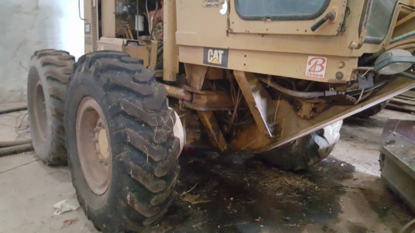 ขาย รถเกรด CAT 140G 72V Serial 4550 เอกสารเล่มทะเบียนครบ เครื่องดี ปั้มดี รถใช้งานได้ทุกระบบ ราคาต่อรองได้ ขาย รถเกรด CAT 140G 72V Serial 4550 เอกสารเล่มทะเบียนครบ เครื่องดี ปั้มดี รถใช้งานได้ทุกระบบ ราคาต่อรองได้