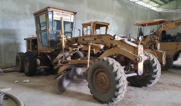 ขาย รถเกรด CAT 140G 72V Serial 4550 เอกสารเล่มทะเบียนครบ เครื่องดี ปั้มดี รถใช้งานได้ทุกระบบ ราคาต่อรองได้