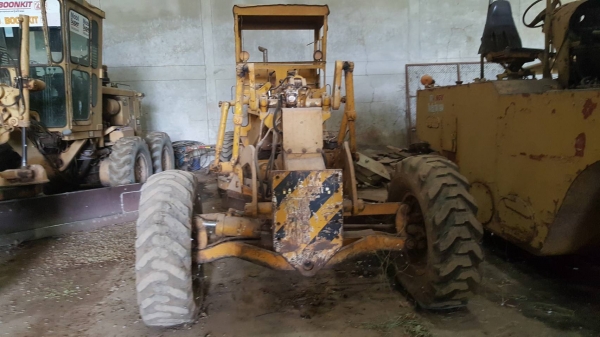 ขาย รถเกรด GALION 118 รถใช้งานได้ปกติ เอกสารเล่มทะเบียนครบ เครื่องดี เกียร์ดี ปั้มดี ราคาคุยกันได้ครับ ขาย รถเกรด GALION 118 รถใช้งานได้ปกติ เอกสารเล่มทะเบียนครบ เครื่องดี เกียร์ดี ปั้มดี ราคาคุยกันได้ครับ