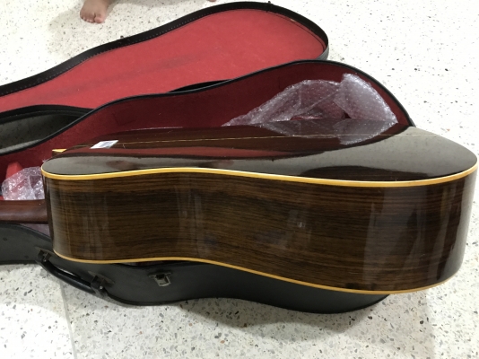 กีต้ารโปร่ง MORRIS W20 เก่าญี่ปุ่นเเท้สภาพสวยพร้อมกล่องใส่