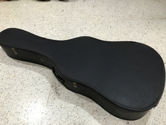 กีต้ารโปร่ง MORRIS W20 เก่าญี่ปุ่นเเท้สภาพสวยพร้อมกล่องใส่