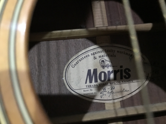 กีต้ารโปร่ง MORRIS W20 เก่าญี่ปุ่นเเท้สภาพสวยพร้อมกล่องใส่