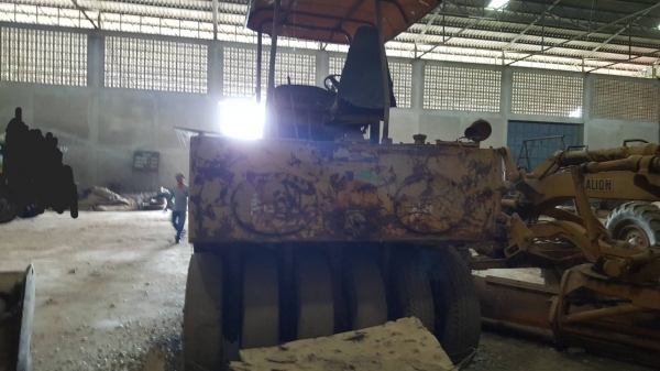 ขาย รถบดล้อยาง 11 ล้อ WATANABE มีเอกสารเล่มทะเบียนครบ รถใช้งานได้ปกติครับ ราคาต่อรองได้ ขาย รถบดล้อยาง 11 ล้อ WATANABE มีเอกสารเล่มทะเบียนครบ รถใช้งานได้ปกติครับ ราคาต่อรองได้