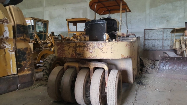 ขาย รถบดล้อยาง 11 ล้อ WATANABE มีเอกสารเล่มทะเบียนครบ รถใช้งานได้ปกติครับ ราคาต่อรองได้ ขาย รถบดล้อยาง 11 ล้อ WATANABE มีเอกสารเล่มทะเบียนครบ รถใช้งานได้ปกติครับ ราคาต่อรองได้