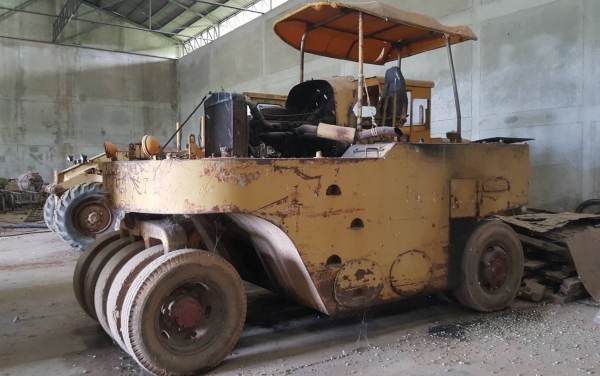 ขาย รถบดล้อยาง 11 ล้อ WATANABE มีเอกสารเล่มทะเบียนครบ รถใช้งานได้ปกติครับ ราคาต่อรองได้