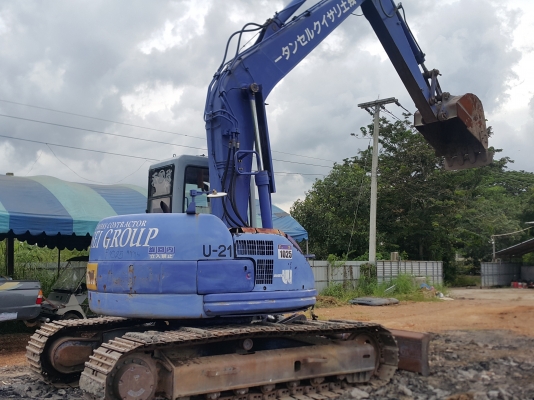 รถแบคโฮ KOMATSU PC128UU รถเก่านอกพึ่งนำเข้ามา ยังไม่เคยใช้งานในไทย เทียบเท่า 130 รุ่น 7 เครื่องดี ปั๊มดี โซ่หนา เอวแน่น มีผานดันดิน ทำงาน 9,000 กว่าชั่วโมง มีแอร์ติดมาพร้อมจากนอก ไฟฟ้าครบ มีระบบเต่า-กระต่าย ระบบสมบูรณ์ มีเอกสารใบอินวอยซ์ ชุดจดทะเบียน สภาพ