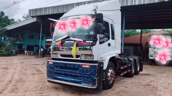 ขายรถบรรทุก 10 ล้อหัวลาก ISUZU DECA 270 แรงม้าปี 2551 ราคา 1300000