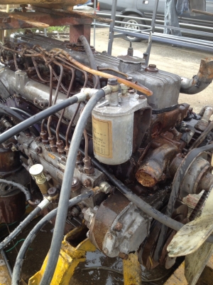 ขายครับ  เครื่องอีซูซุ  6 สูบ