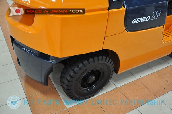 ขายรถโฟล์คลิฟท์มือสอง TOYOTA รุ่น 7FD25-35877 นำเข้าจากประเทศญี่ปุ่น 100\% ไม่เคยใช้งานในไทย