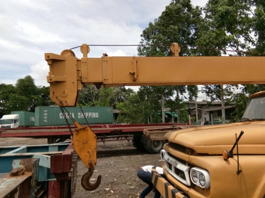 รถเครน ขนาด13ตัน  TADANO ตัวรถ  HINO หัวยาวมีทะเบียน