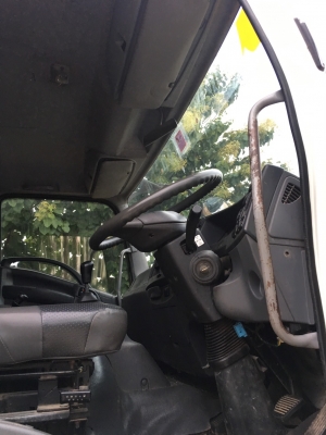 ขายรถ อีซูซุ 360แรง ปี56 สวยๆเดิมๆ ไม่เคยมีอุบัติเหตุ  (เจ้าของขายเอง)