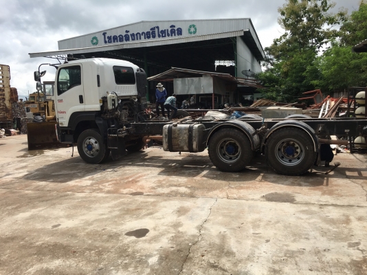 ขายรถ อีซูซุ 360แรง ปี56 สวยๆเดิมๆ ไม่เคยมีอุบัติเหตุ  (เจ้าของขายเอง)