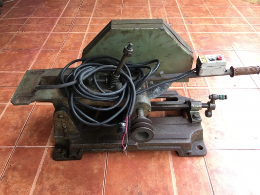 แท่นตัด winner