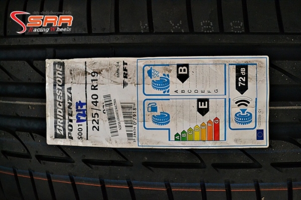 BRIDGESTONE POTENZA S001 RFT 225/40R19 ยางรันแฟลตราคาพิเศษ BRIDGESTONE POTENZA S001 RFT 225/40R19 ยางรันแฟลตราคาพิเศษ