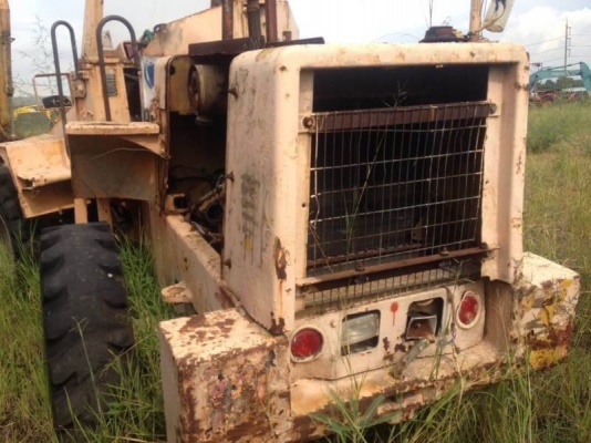 ขาย 345,000 รถตัก KOMATSU  515 C  เครื่องคามิน เครื่องดี  ปั้มดี ช่วงล่างดี เก่าจอด พร้อมใช้งาน เอกสารชื้อขาย  รถอยู่ อยุธยา. โทร&amp;ไอดีไลน์ 0610710295