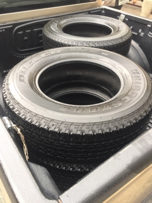 ยาง Bridgestone 245 70 16 ปี17 ดอกเต็ม ไม่มีปะ เนื้อนิ่มๆ ใช้ยาว ราคาไม่แพง