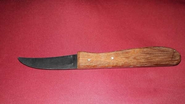 ขายมีดตอนกิ่งไม้ตราตางานเก่าMade in Germany. ด้ามไม้ใหม่เก่าเก็บสภาพดีเหมาะมือ