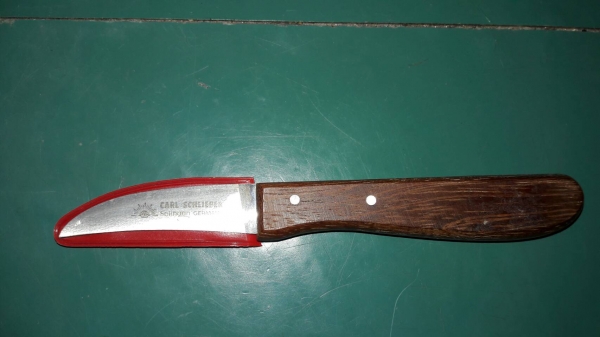 ขายมีดตอนกิ่งไม้ตราตางานเก่าMade in Germany. ด้ามไม้ใหม่เก่าเก็บสภาพดีเหมาะมือ