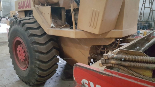 ขาย รถบดสั่นสะเทือน SAKAI SV91D เพลาเดียว รถสวยพร้อมใช้งาน เครื่องดี ปั้มดี เอกสารใบซื้อขาย