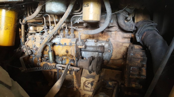 ขาย รถบดสั่นสะเทือน KOMATSU JV100A เพลาเดียว เอกสารเล่มทะเบียนครบ รถพร้อมใช้งาน ราคาต่อรองได้