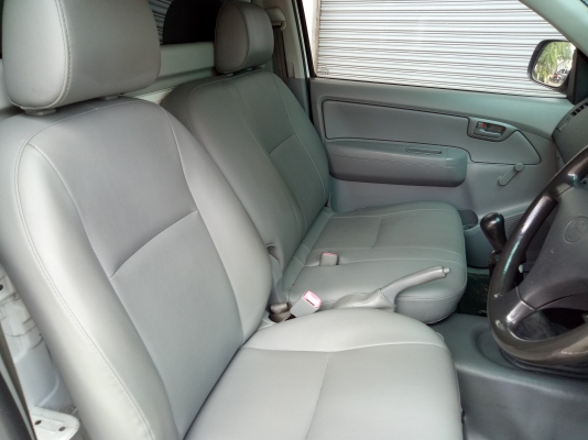 รถตู้เย็น -25 องศา พร้อมวิ่งงาน 2500 cc. ปี 2010