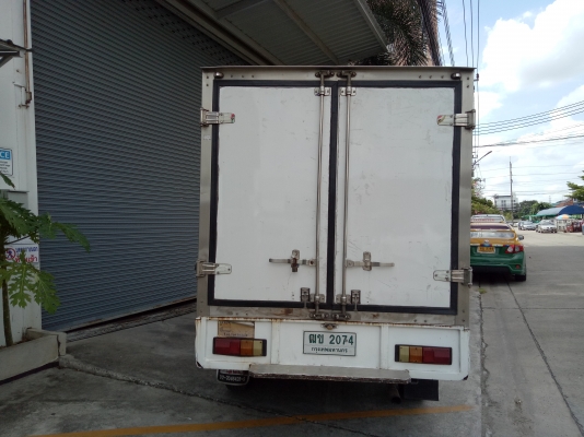 รถตู้เย็น -25 องศา พร้อมวิ่งงาน 2500 cc. ปี 2010