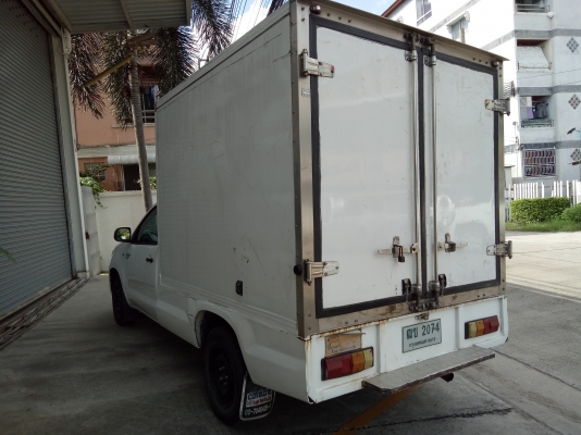 รถตู้เย็น -25 องศา พร้อมวิ่งงาน 2500 cc. ปี 2010