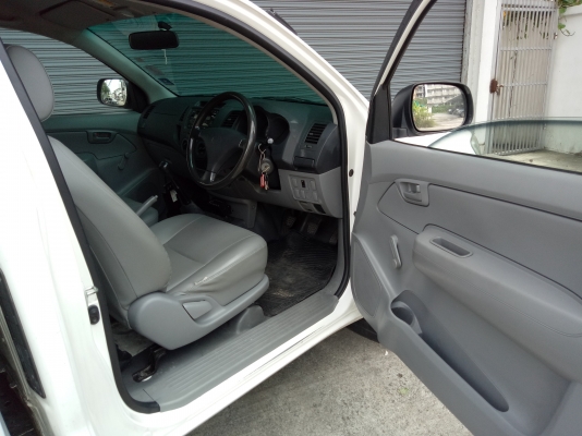 รถตู้เย็น -25 องศา พร้อมวิ่งงาน 2500 cc. ปี 2010