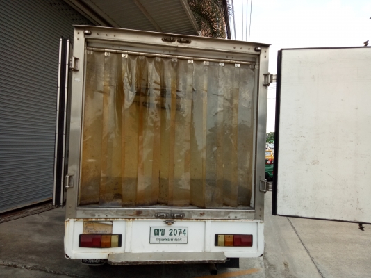 รถตู้เย็น -25 องศา พร้อมวิ่งงาน 2500 cc. ปี 2010