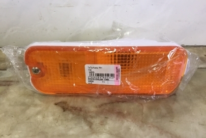 ขายไฟเลี้ยวกันขนหน้ารถ DAIHATSU รุ่น MIRA L80 บ้านเรา