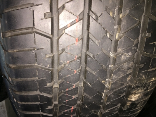 ยาง Bridgestone 265/60/18 ปี2717 ถอดป้ายเเดง