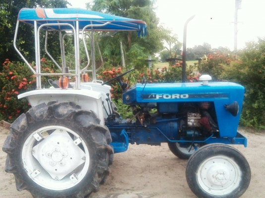 รถไถฟอด์25แรงพร้อมเครื่องตัดหญ้า รถไถฟอด์25แรงพร้อมเครื่องตัดหญ้า