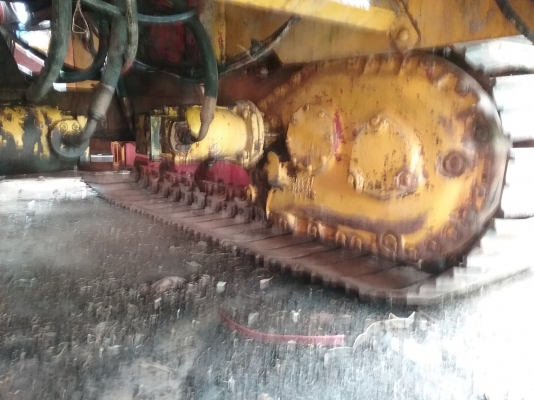 530,000 บาท รถกำลังเกี่ยวข้าว เอาไปหาเงินได้เลย ราคาคุยกันได้ จัดการแล้วครับ พร้อมเกี่ยว สนใจก็ทักมาครับเดิน PC 200  เครือง isuzu 6hhe 210 + turbo โซ่ 46 ข้อ d2 ปั้ม Dykin 23 แขนปรับระดับ สภาพที่ขายเก็บงานใหม่หมด พร้อมเกี่ยวนาปีครับ