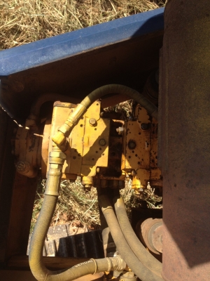 รถแบ็คโฮล PC 60 รถแบ็คโฮล PC 60